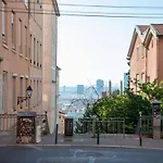 Iconic Duplex Canut Soul, Croix-rousse Steps From Metro *