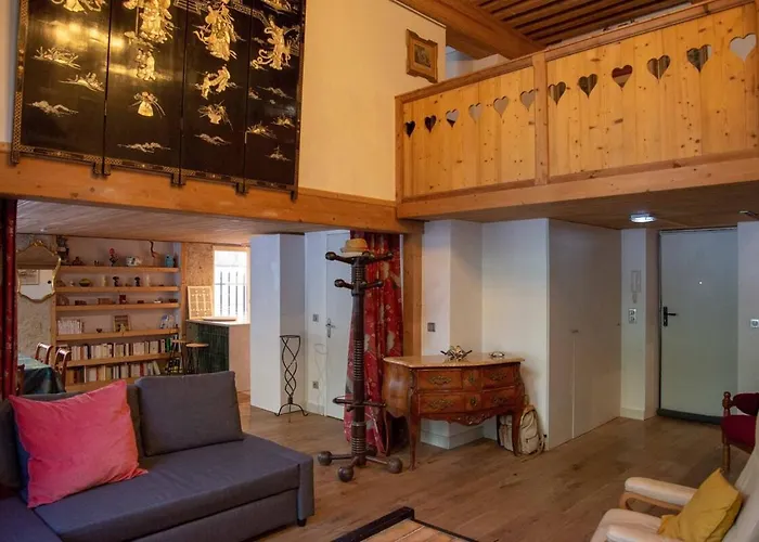 Authentic Canut Duplex 110 M2, Croix Rousse Metro * Lyon