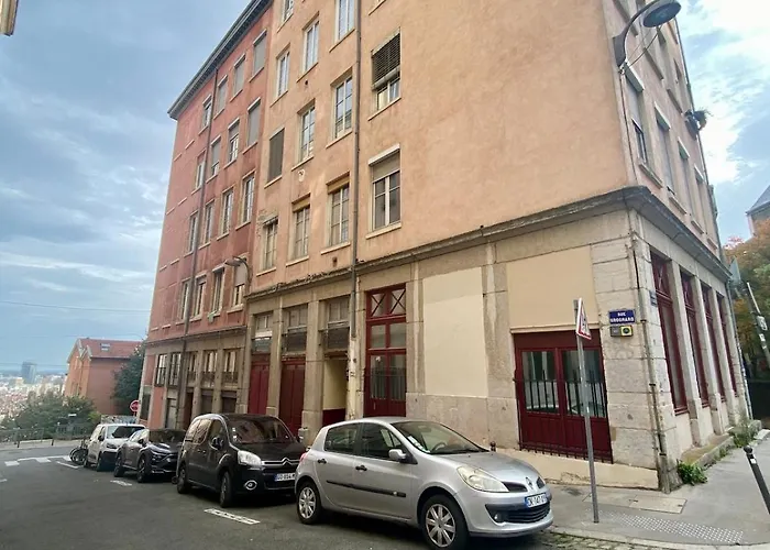 Appartement Authentic Canut Duplex 110 M2, Croix Rousse Metro Lyon