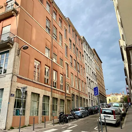 Iconic Duplex Canut Soul, Croix-rousse Steps From Metro * Lyon